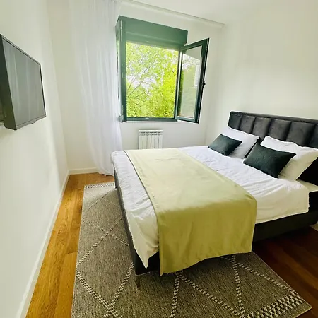 Luxury New Apartment In Βελιγράδι Εξωτερικό φωτογραφία