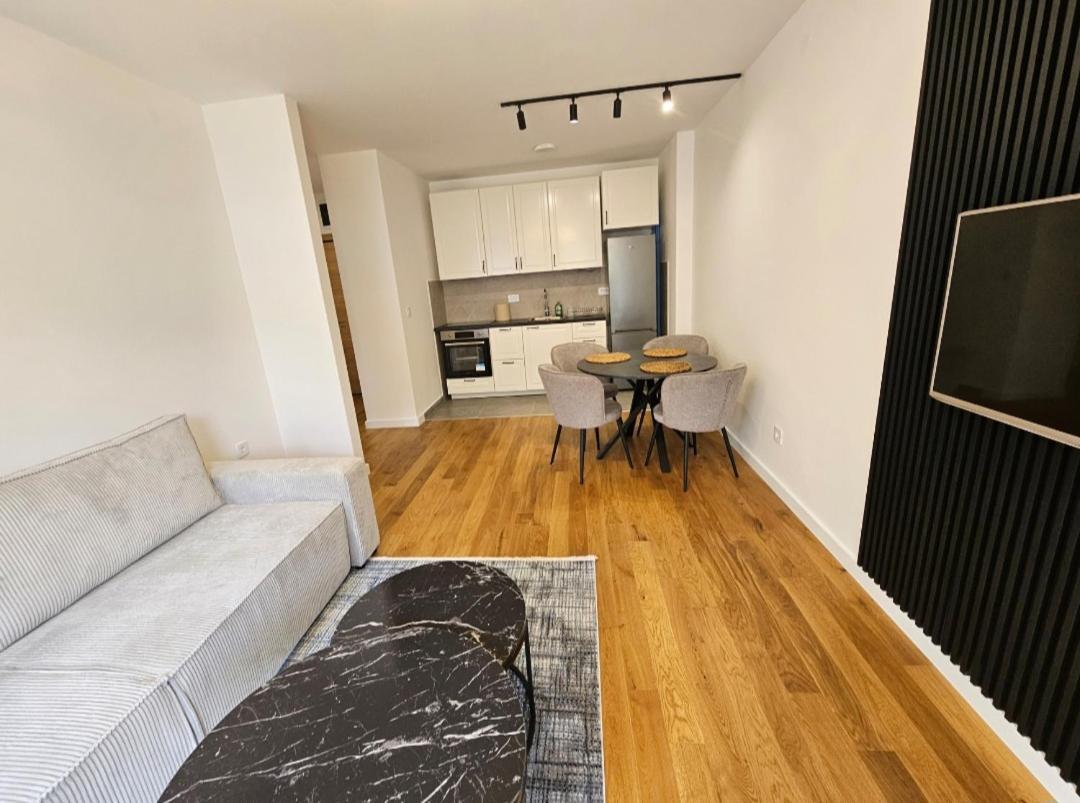 Luxury New In Διαμέρισμα Βελιγράδι